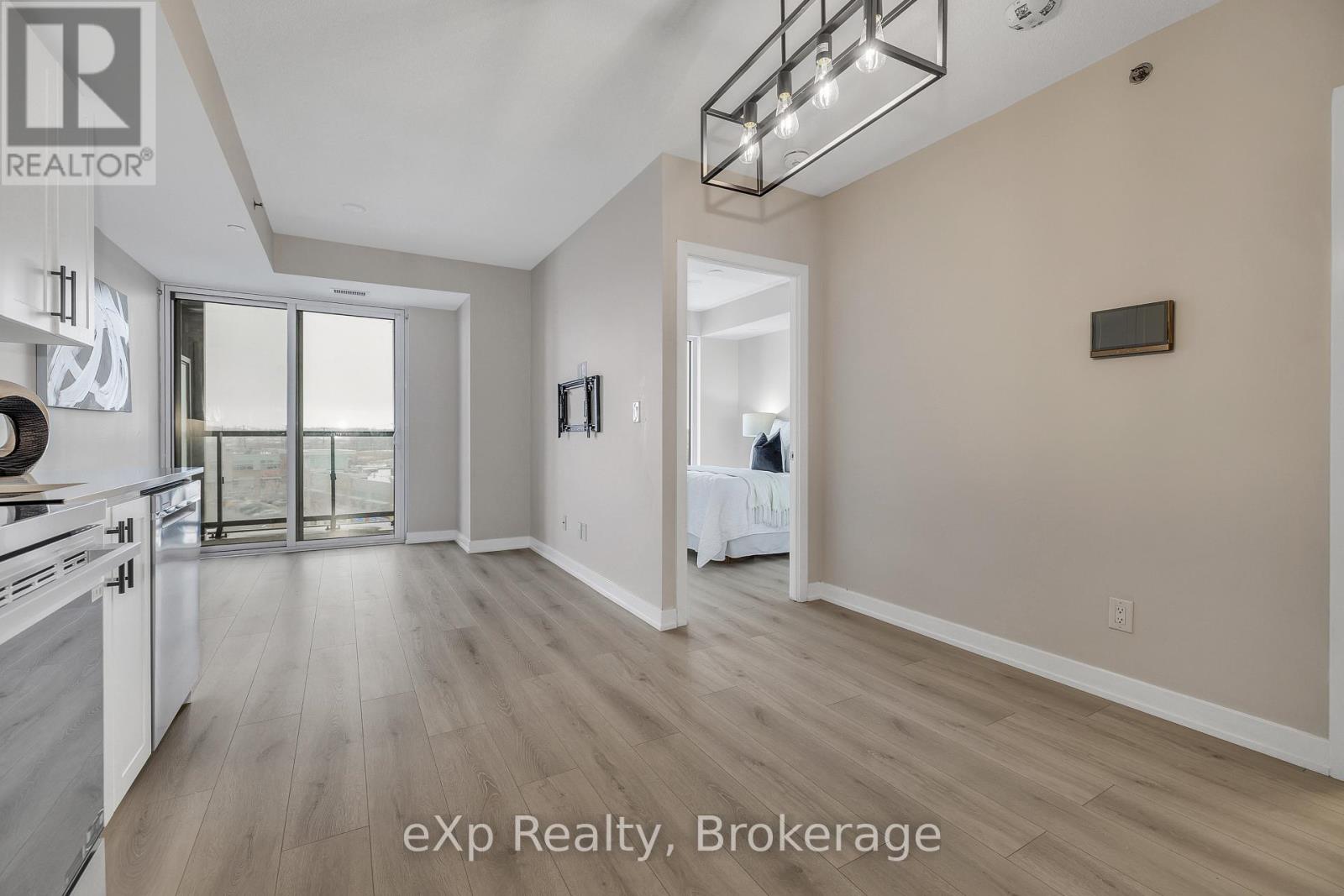 A614 - 3210 Dakota Common, Burlington, Ontario  L7M 2A8 - Photo 8 - W12652926