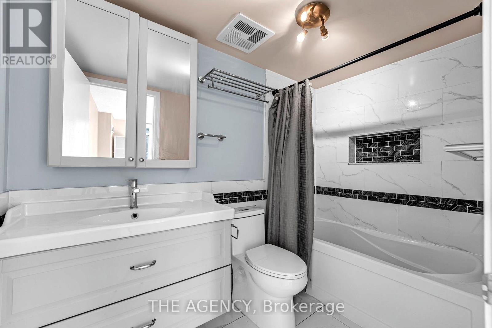 1211 - 397 Front Street W, Toronto, Ontario  M5V 3S1 - Photo 25 - C12652736