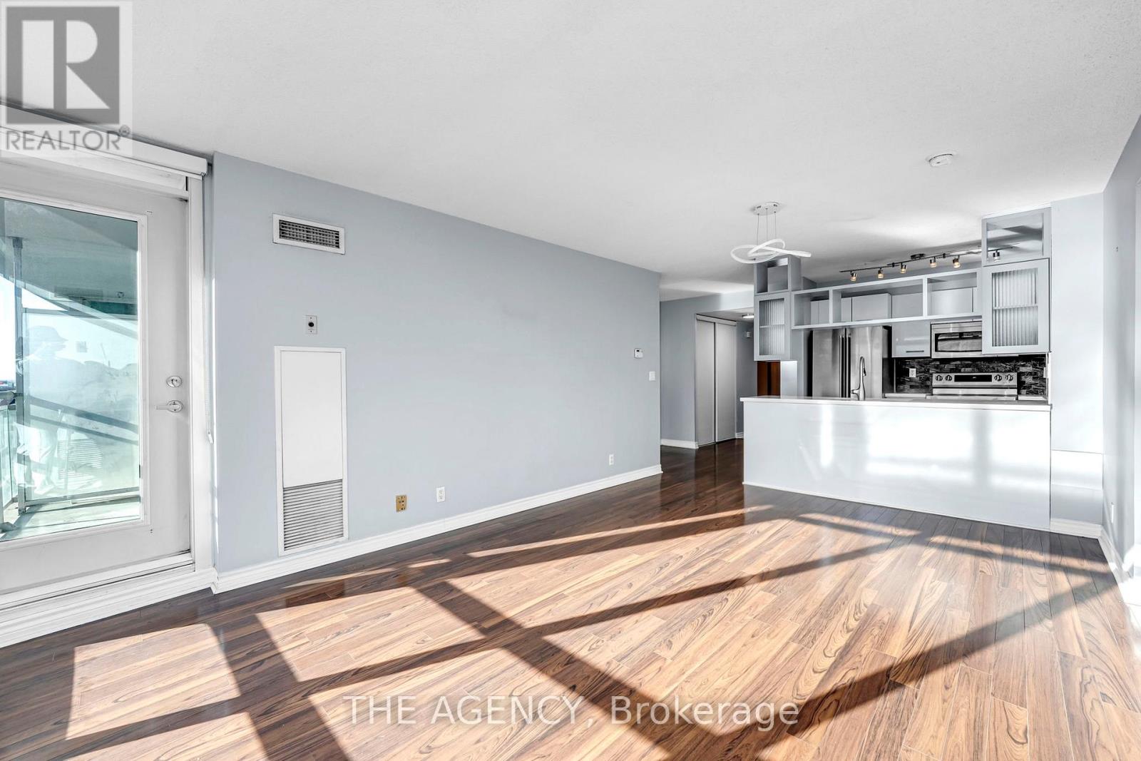 1211 - 397 Front Street W, Toronto, Ontario  M5V 3S1 - Photo 13 - C12652736