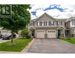 438 ASHBOURNE CRESCENT, Ottawa, Ontario