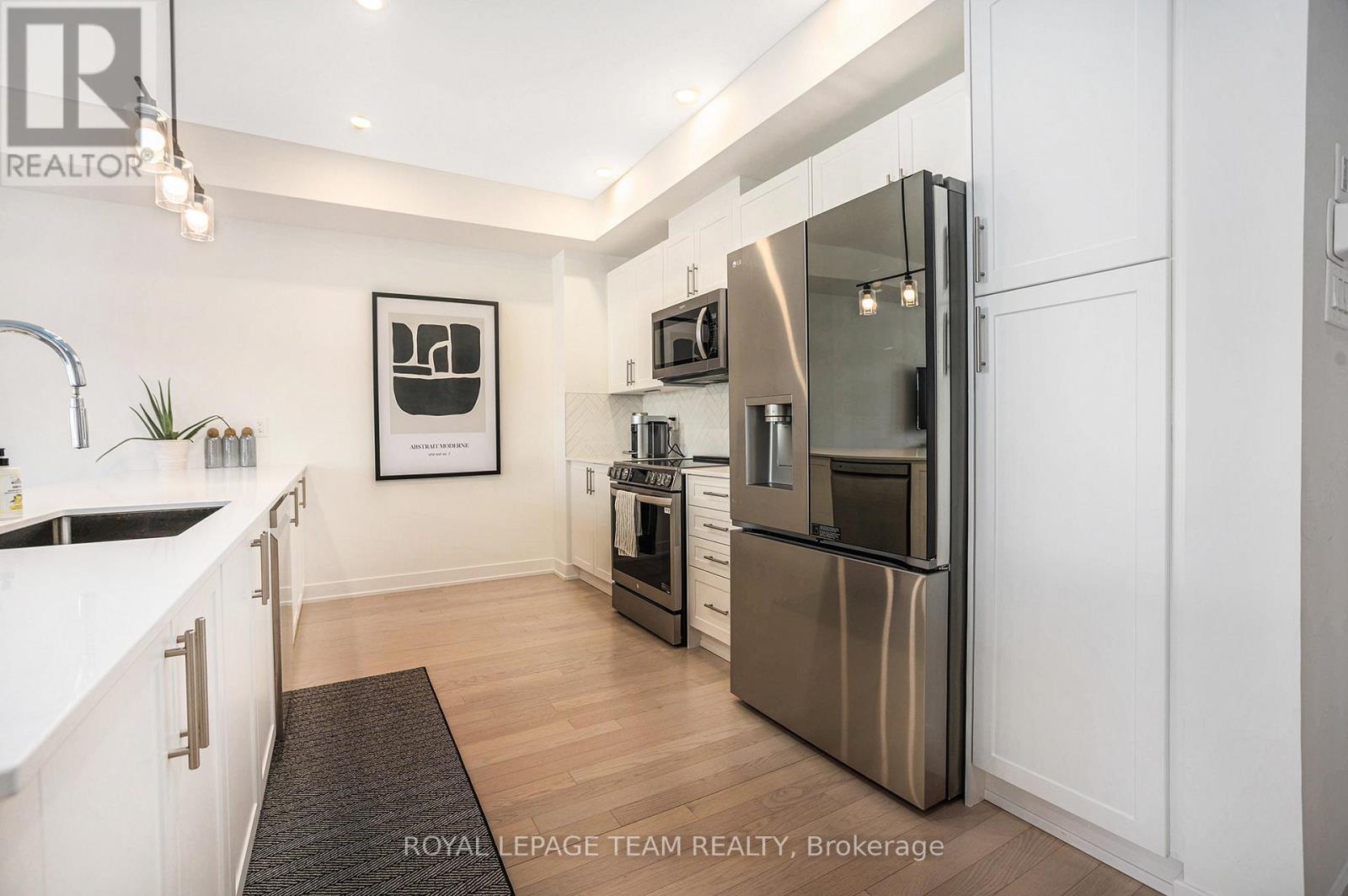 58 Arinto Place, Ottawa, Ontario  K2S 2R7 - Photo 13 - X12652962