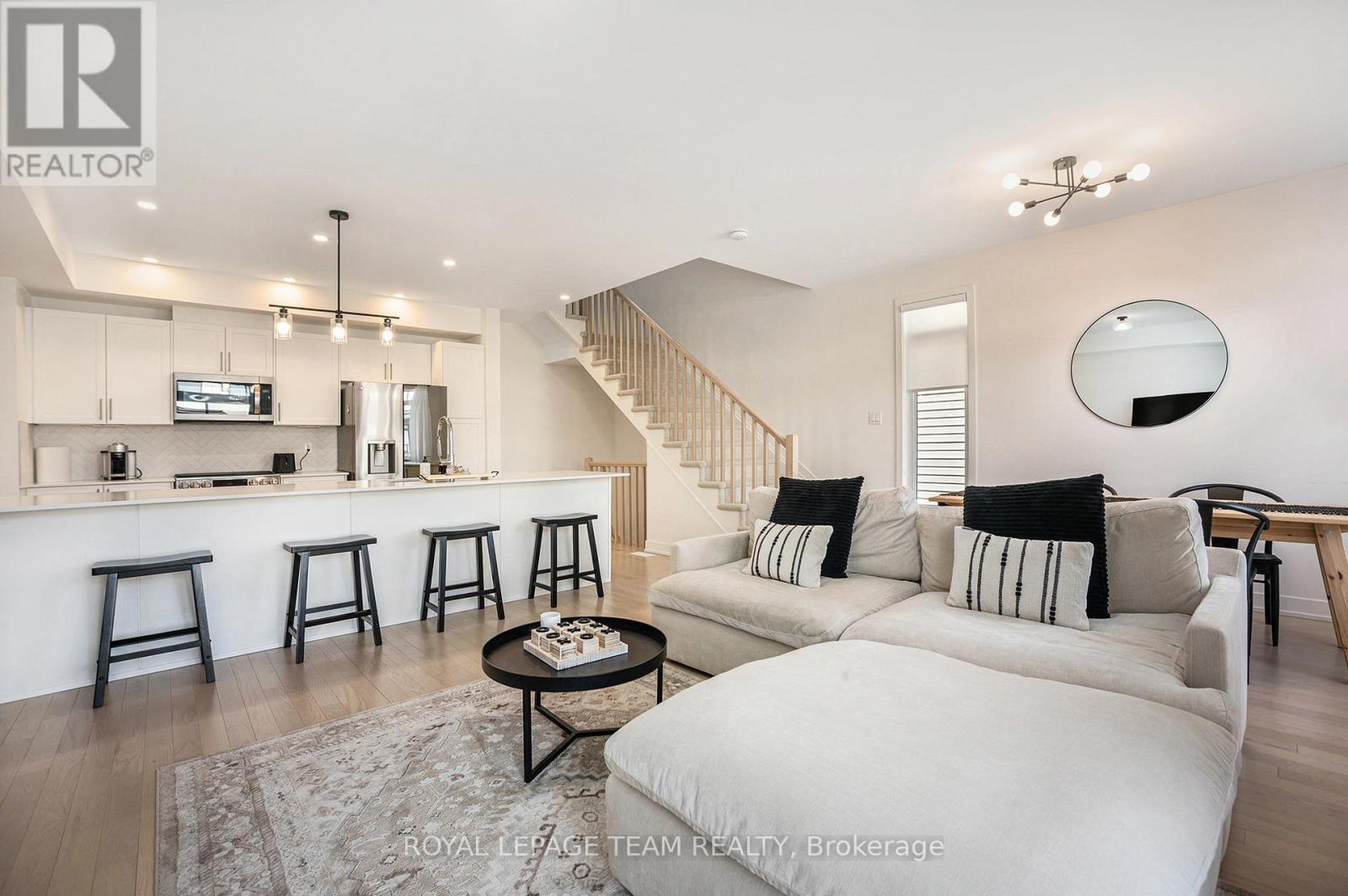 58 Arinto Place, Ottawa, Ontario  K2S 2R7 - Photo 6 - X12652962