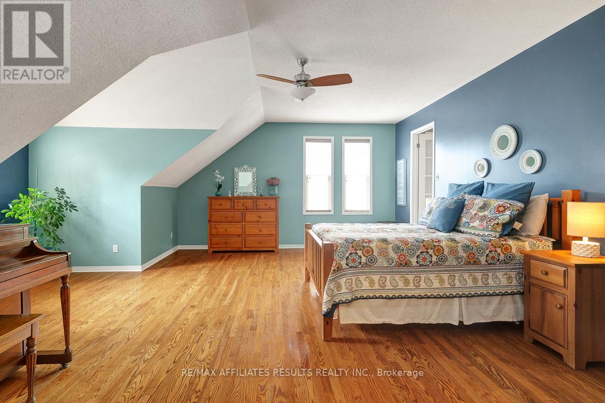 35 Crantham Crescent, Ottawa, Ontario  K2S 1R2 - Photo 21 - X12466924