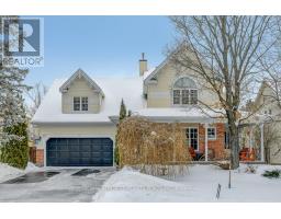 35 CRANTHAM CRESCENT, Ottawa, Ontario