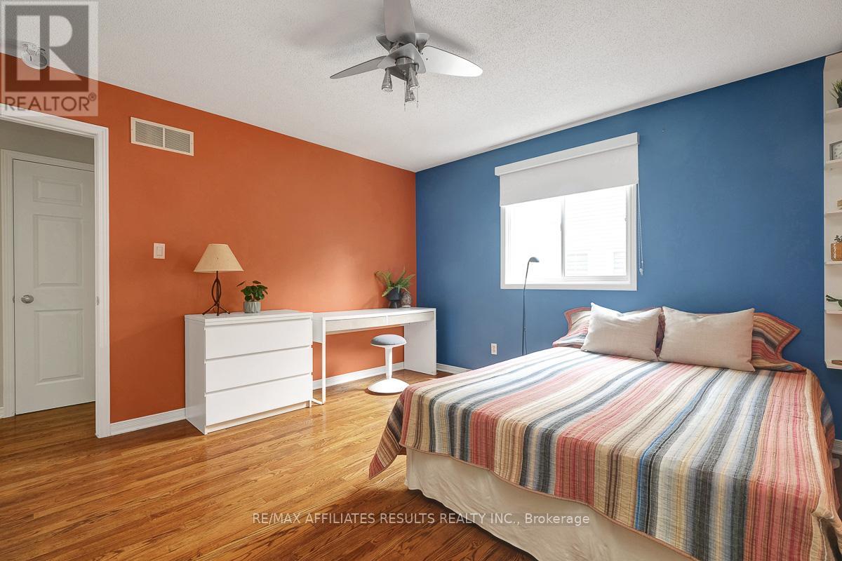 35 Crantham Crescent, Ottawa, Ontario  K2S 1R2 - Photo 29 - X12466924