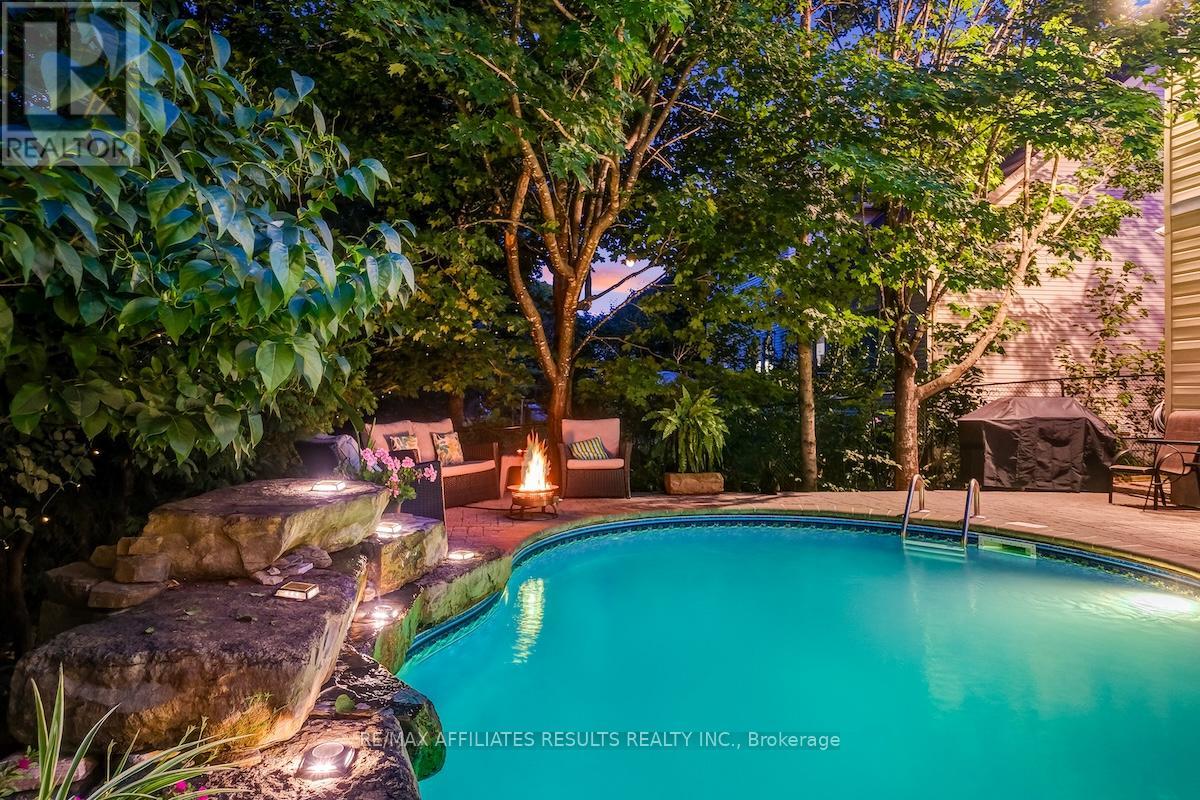 35 Crantham Crescent, Ottawa, Ontario  K2S 1R2 - Photo 44 - X12466924