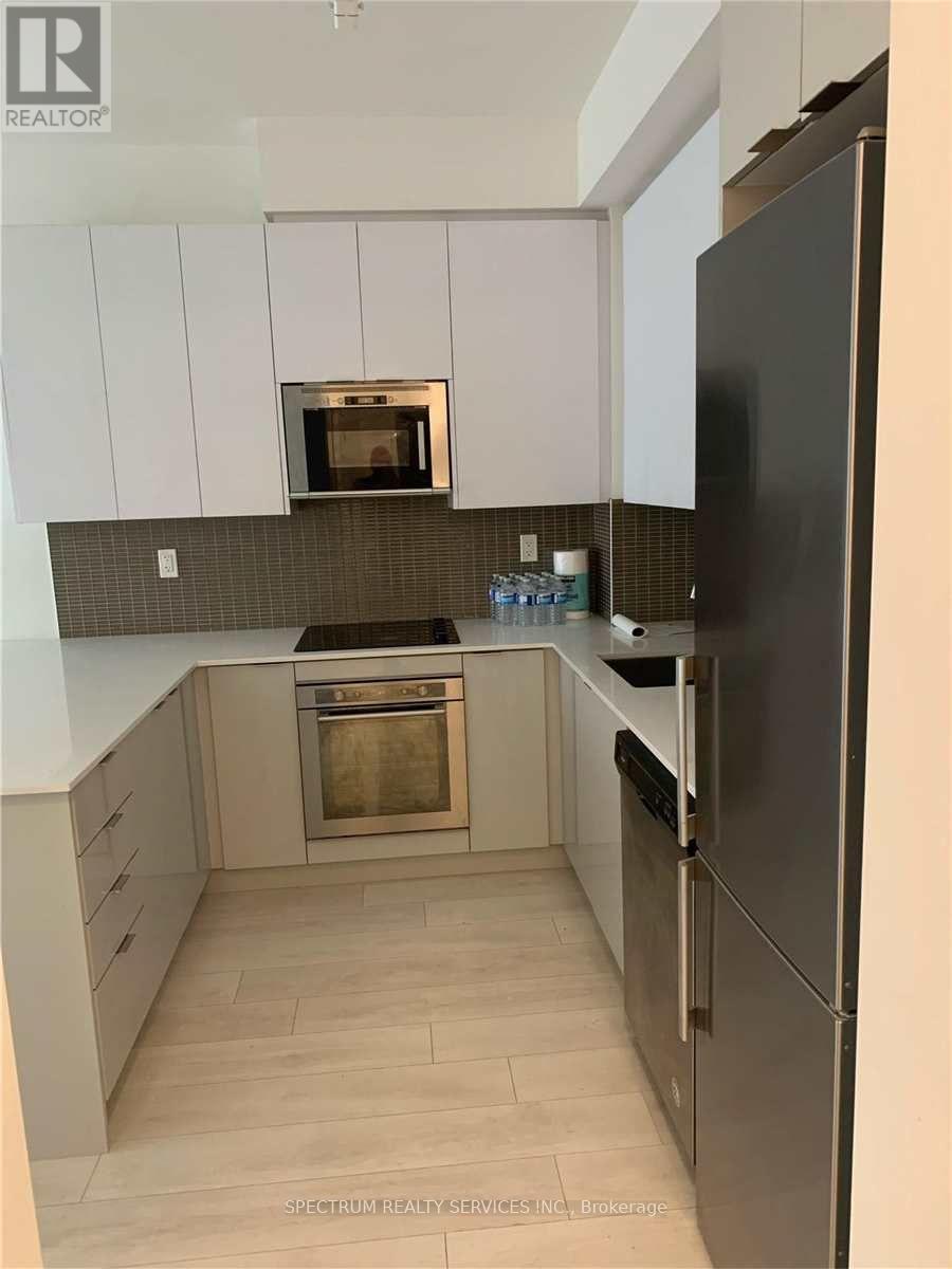 1410 - 2908 Highway 7 Road, Vaughan, Ontario  L4K 0K5 - Photo 3 - N12652928