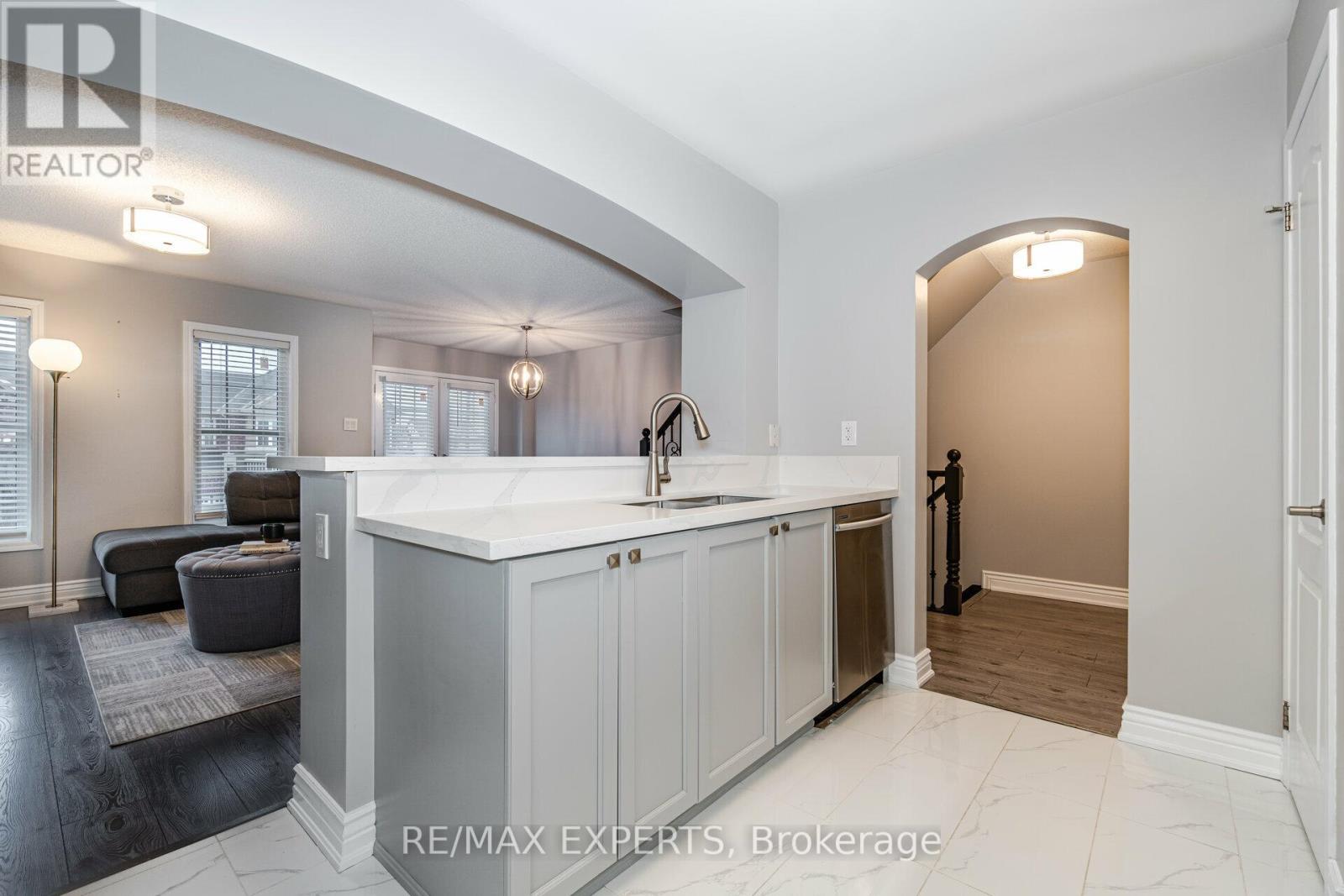 341 Cavanagh Lane, Milton, Ontario  L9T 8G2 - Photo 14 - W12652920