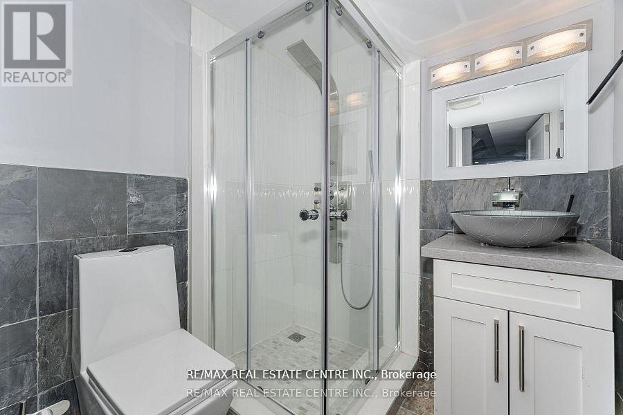 Bsmt - 8 Duffield Road, Brampton, Ontario  L7A 2P4 - Photo 12 - W12652930