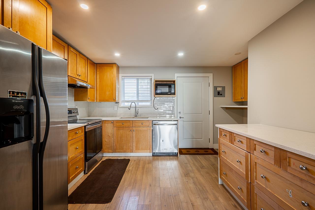 13261 66b Avenue, Surrey, British Columbia  V3W 8P4 - Photo 11 - R3074974