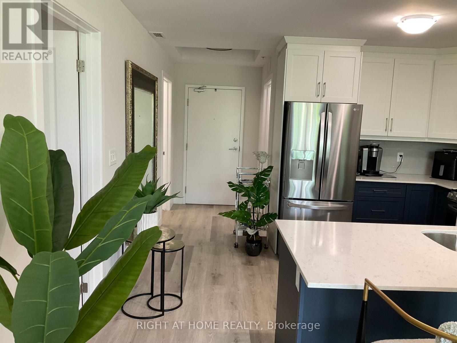 211 - 100 The Promenade Road, Central Elgin, Ontario  N5L 0B7 - Photo 14 - X12442460