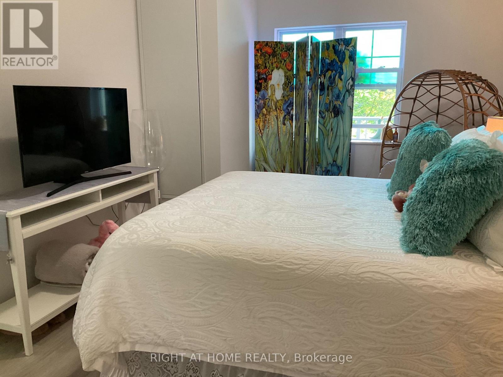 211 - 100 The Promenade Road, Central Elgin, Ontario  N5L 0B7 - Photo 16 - X12442460