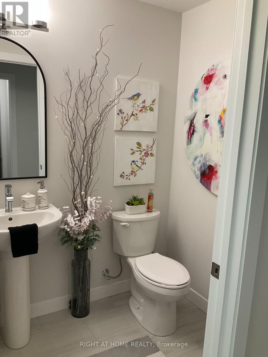 211 - 100 The Promenade Road, Central Elgin, Ontario  N5L 0B7 - Photo 25 - X12442460