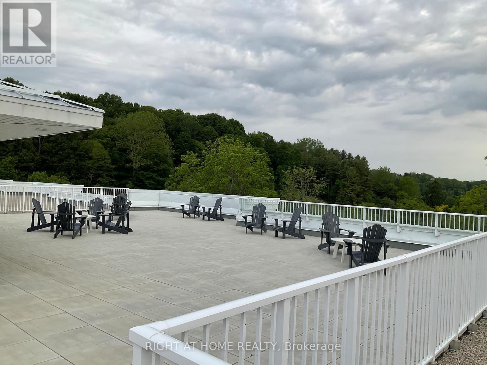 211 - 100 The Promenade Road, Central Elgin, Ontario  N5L 0B7 - Photo 3 - X12442460