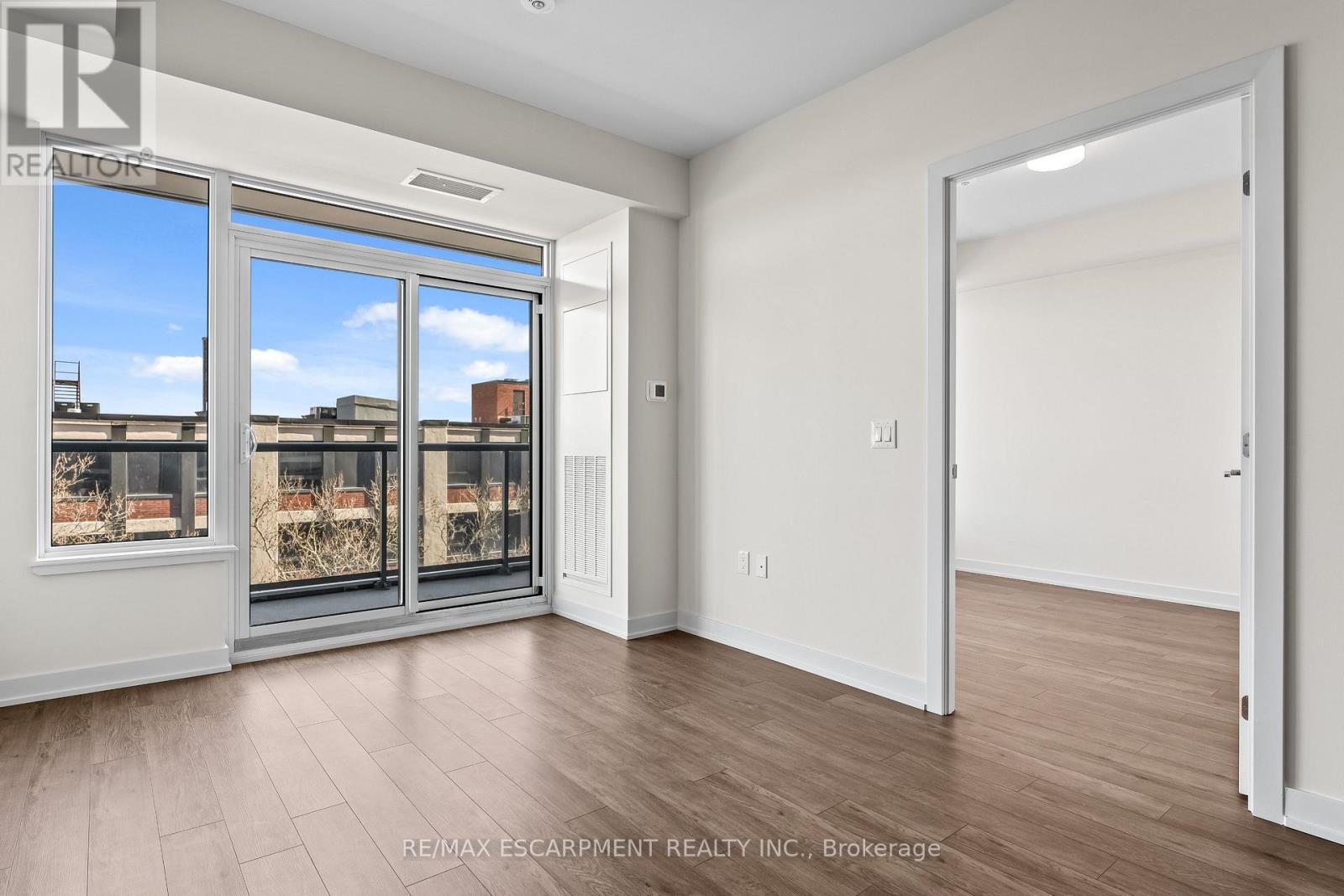 619 - 212 King William Street, Hamilton, Ontario  L8R 0A7 - Photo 13 - X12652916