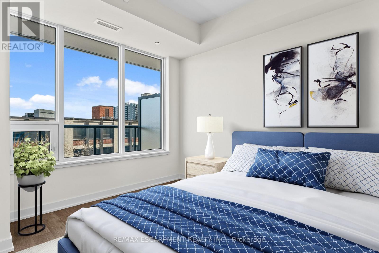 619 - 212 King William Street, Hamilton, Ontario  L8R 0A7 - Photo 18 - X12652916