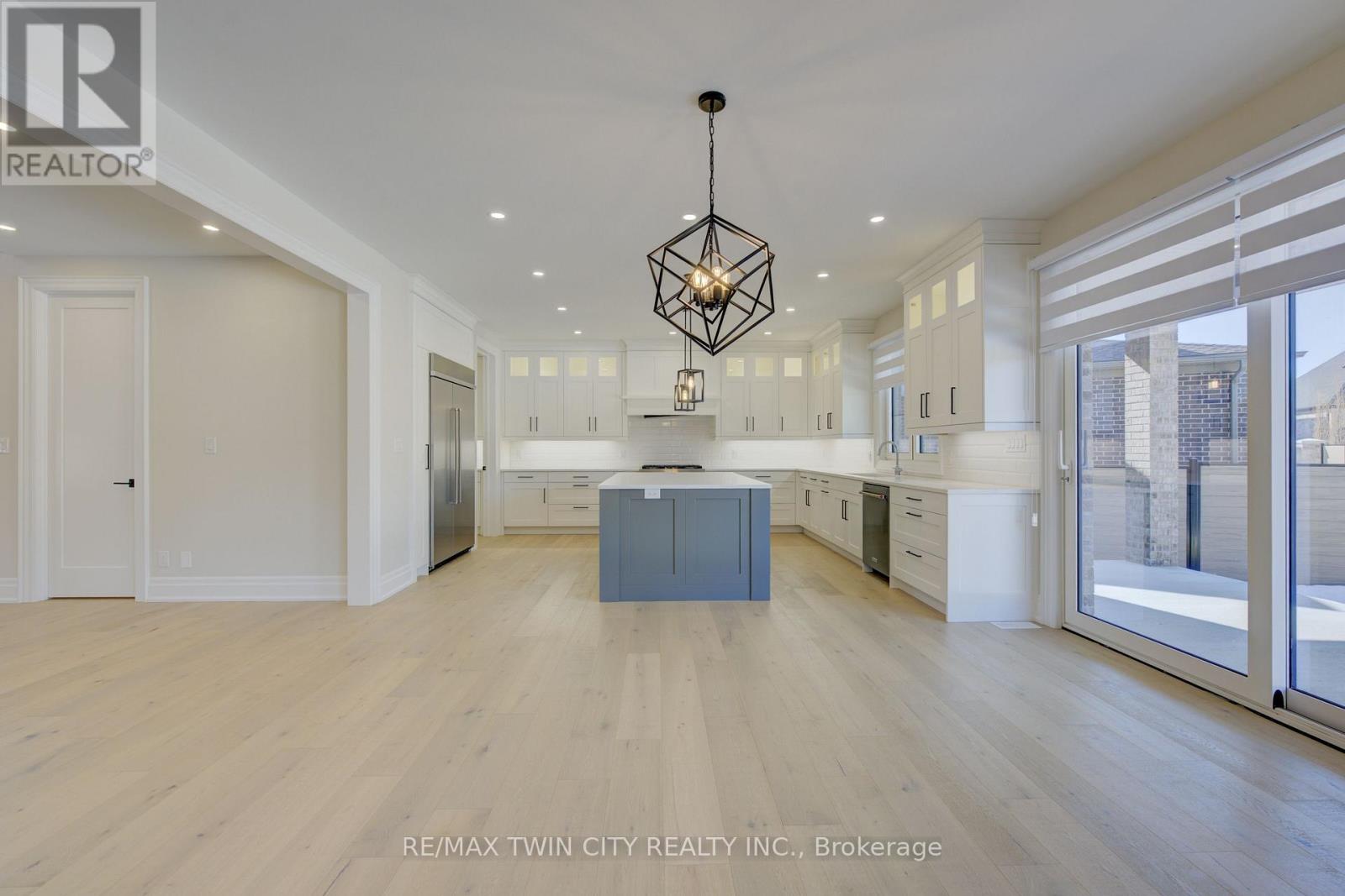 47 Pioneer Ridge Drive, Kitchener, Ontario  N2P 0G6 - Photo 18 - X12652966