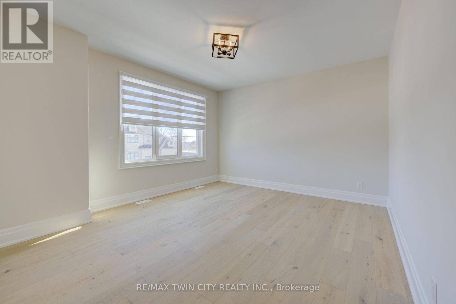 47 Pioneer Ridge Drive, Kitchener, Ontario  N2P 0G6 - Photo 31 - X12652966