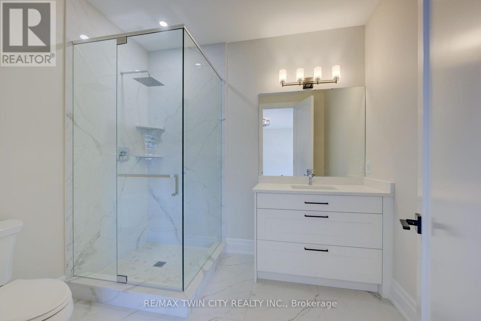 47 Pioneer Ridge Drive, Kitchener, Ontario  N2P 0G6 - Photo 32 - X12652966