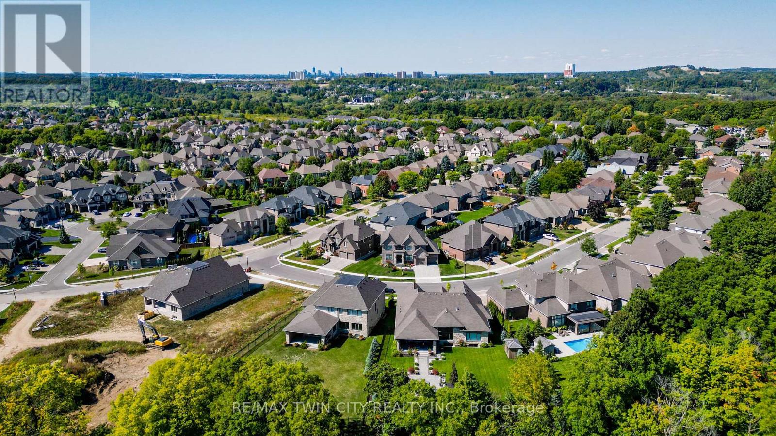 47 Pioneer Ridge Drive, Kitchener, Ontario  N2P 0G6 - Photo 49 - X12652966