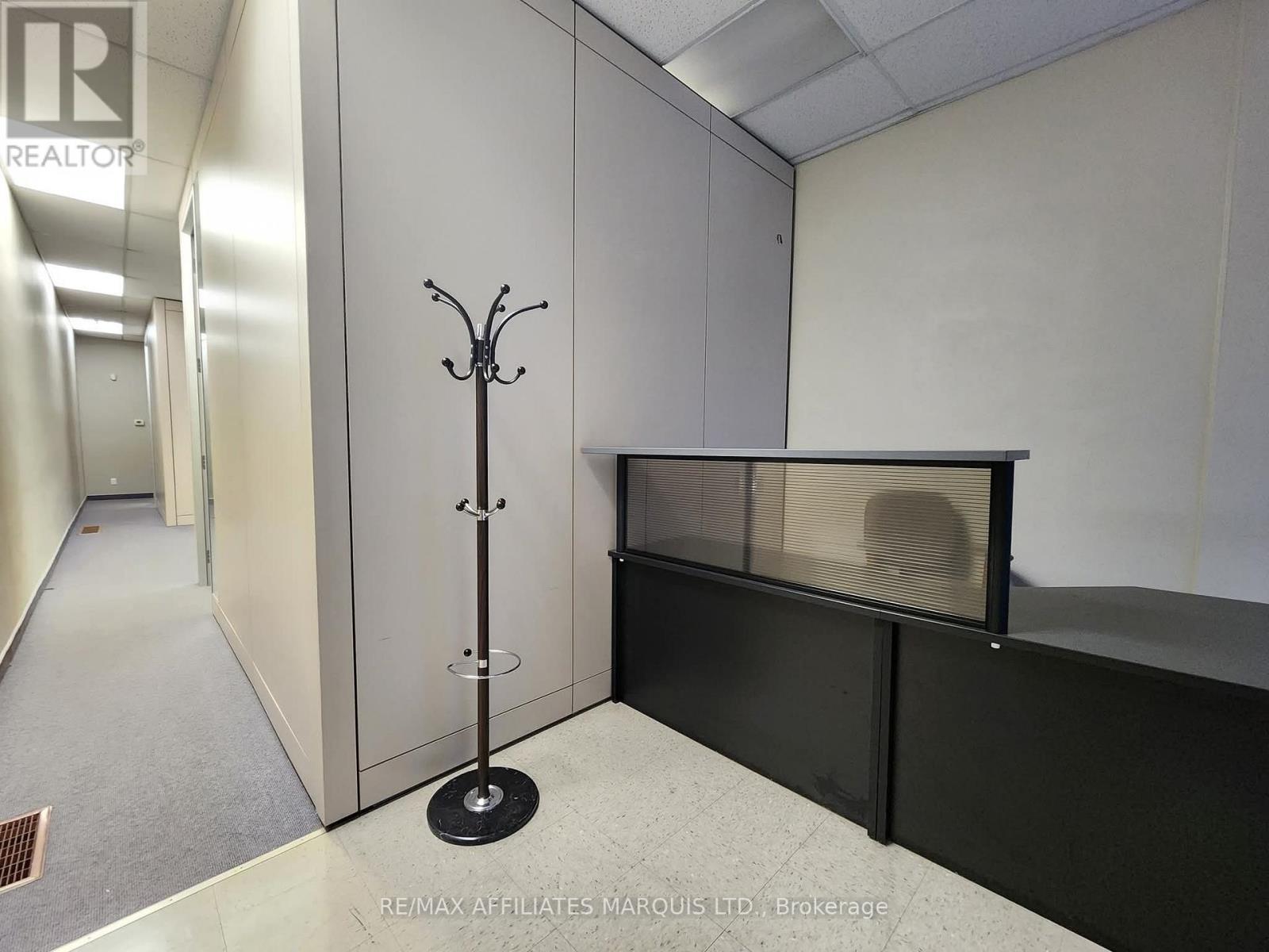 220 Pitt Street, Cornwall, Ontario  K6J 3P8 - Photo 2 - X12650088