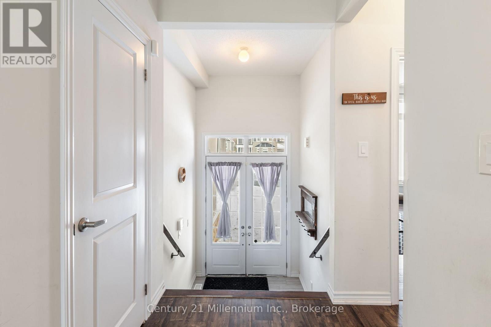 117 Allegra Drive, Wasaga Beach, Ontario  L9Z 1P2 - Photo 4 - S12653024