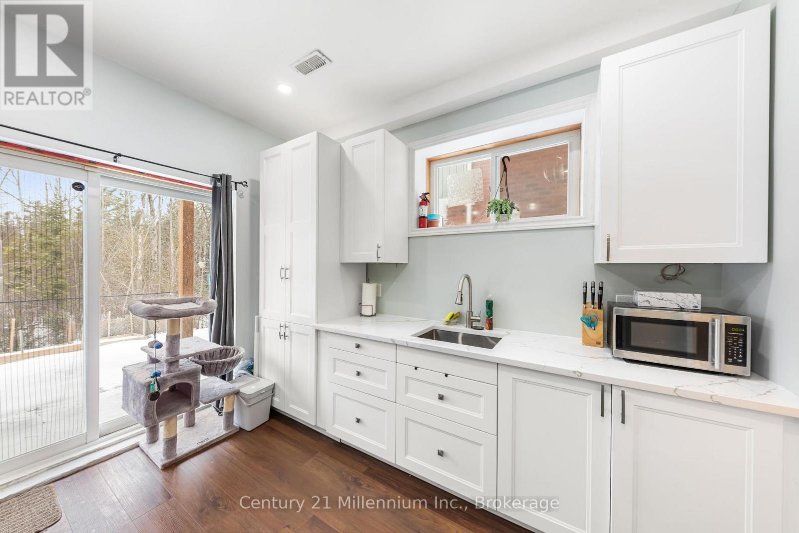 117 Allegra Drive, Wasaga Beach, Ontario  L9Z 1P2 - Photo 40 - S12653024