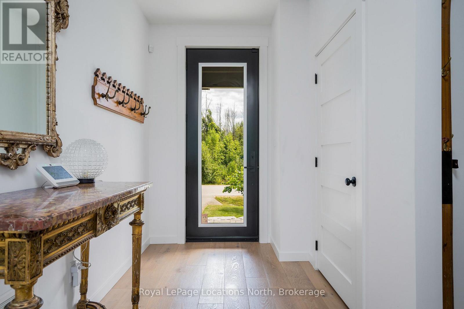 49 Stanley Street, Collingwood, Ontario  L9Y 0G7 - Photo 2 - S12653048