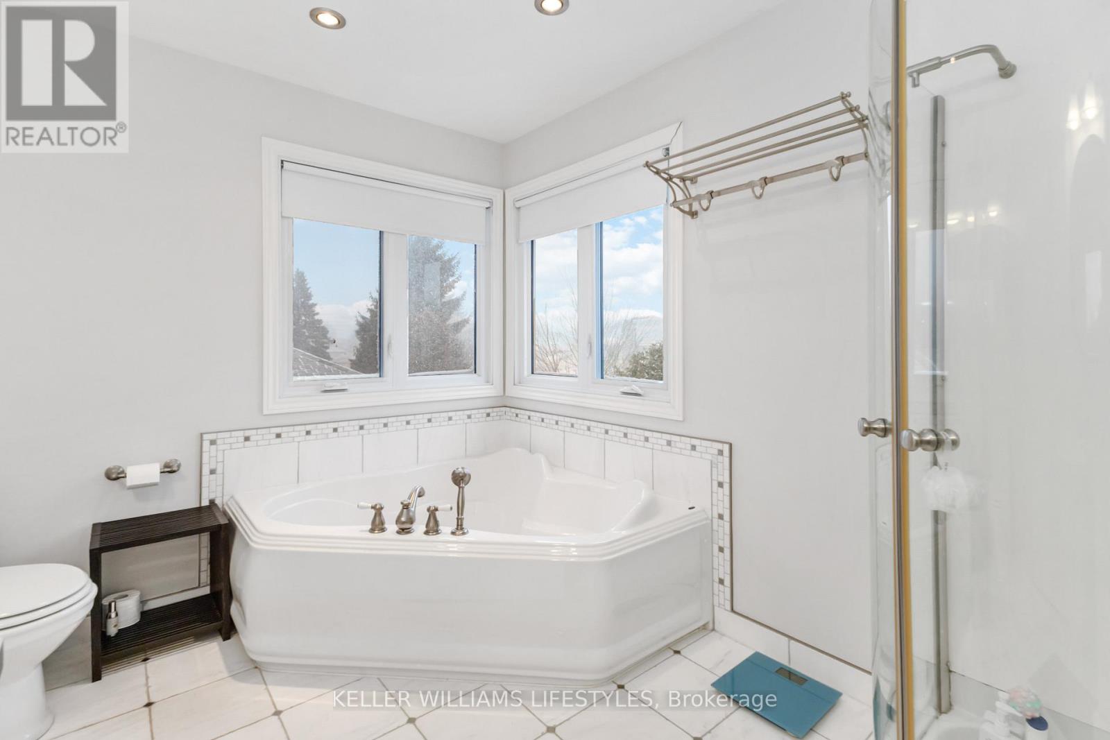 1213 Wayne Court, London South, Ontario  N6K 3Z6 - Photo 37 - X12653004