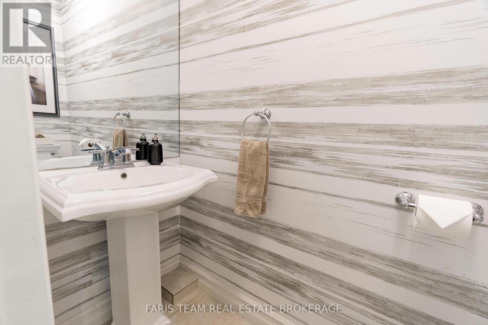 40 Orwell Crescent, Barrie, Ontario  L4N 6M6 - Photo 22 - S12572522