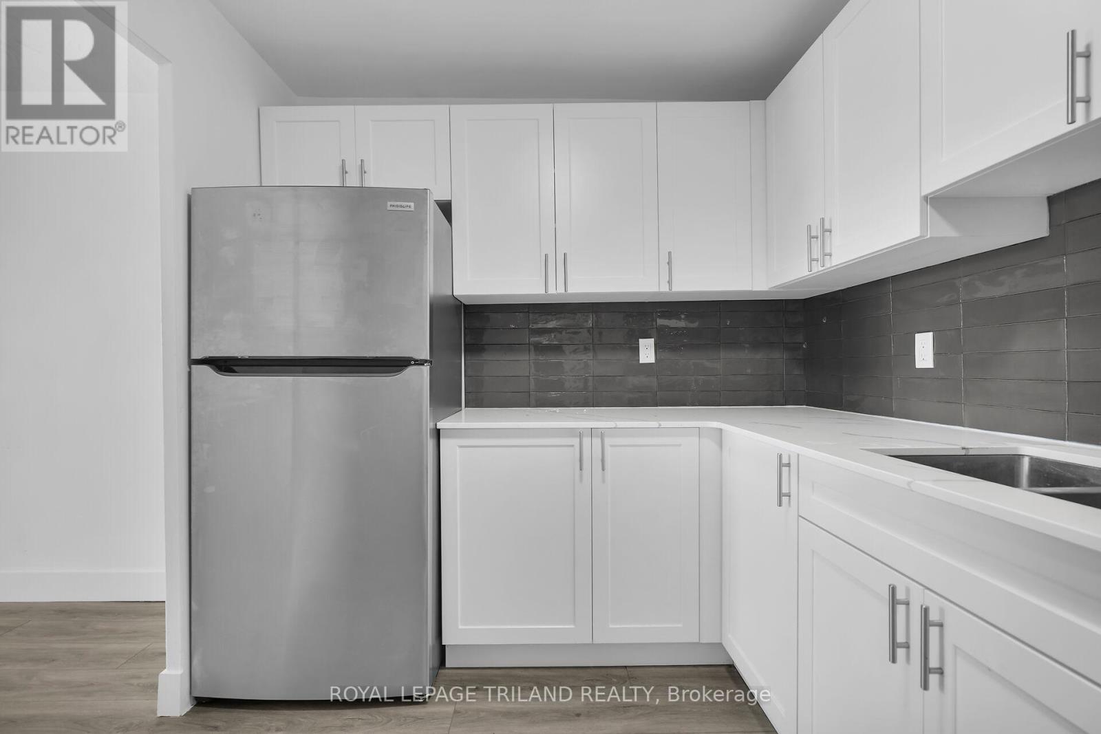 309 - 294 Saulsbury Street, Strathroy-Caradoc (Nw), Ontario  N7G 2B2 - Photo 6 - X12582098