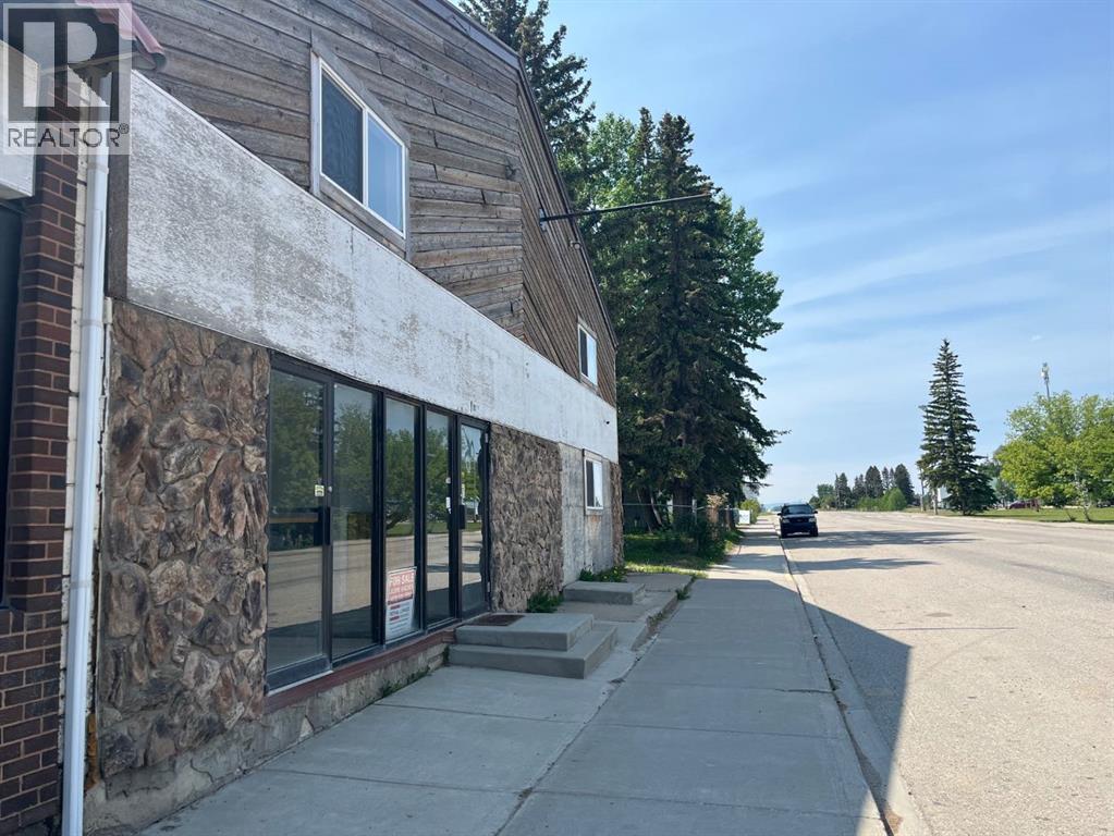 5115 & 5117 50 Avenue, Caroline, Alberta  T0M 0M0 - Photo 2 - A2159764