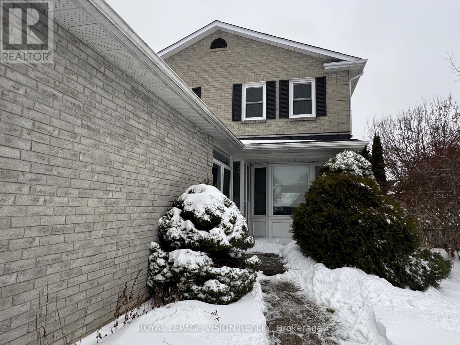 Main - 1200 Maple Gate, Pickering, Ontario  L1X 1T6 - Photo 2 - E12652998