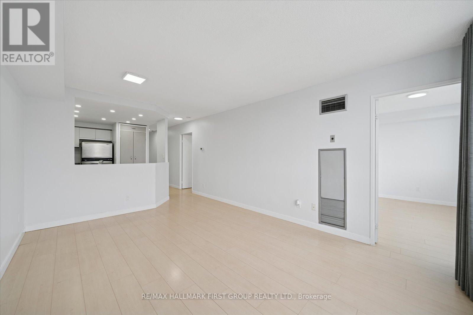 508 - 711 Rossland Road, Whitby, Ontario  L1N 8Z1 - Photo 6 - E12653014