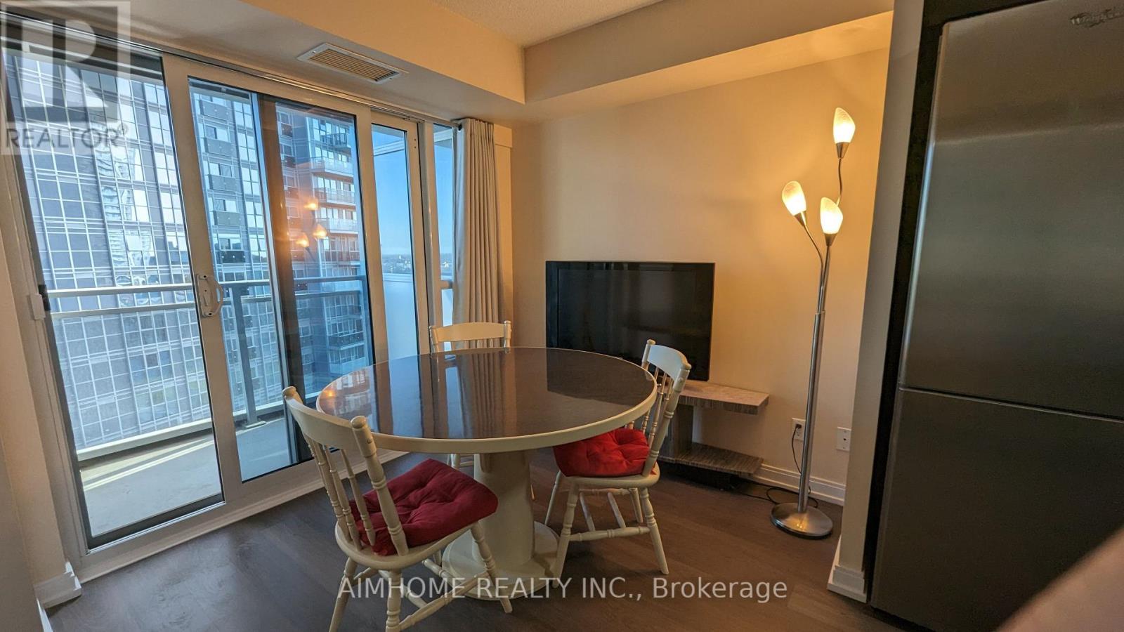 1010 - 255 Village Green Square, Toronto, Ontario  M1S 0L7 - Photo 2 - E12653032