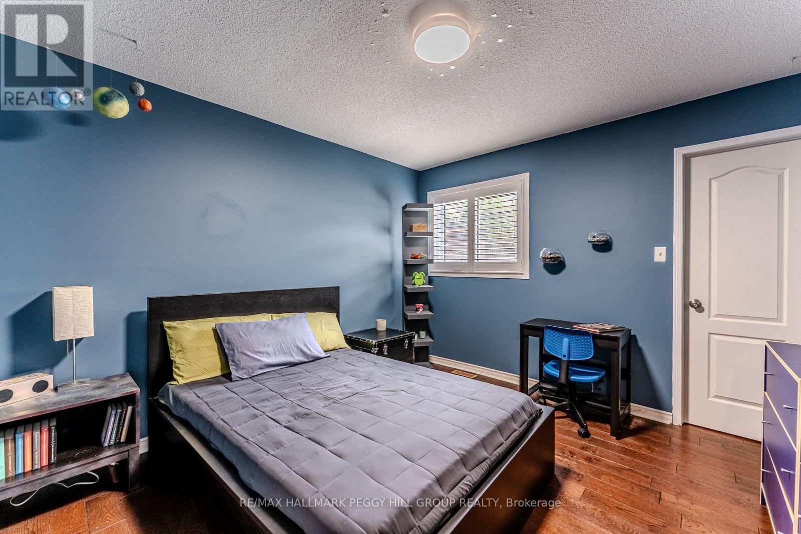 122 Fletcher Street, Bradford West Gwillimbury, Ontario  L3Z 2Y9 - Photo 7 - N12586148