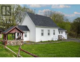 1867 CROW LAKE ROAD, Frontenac, Ontario