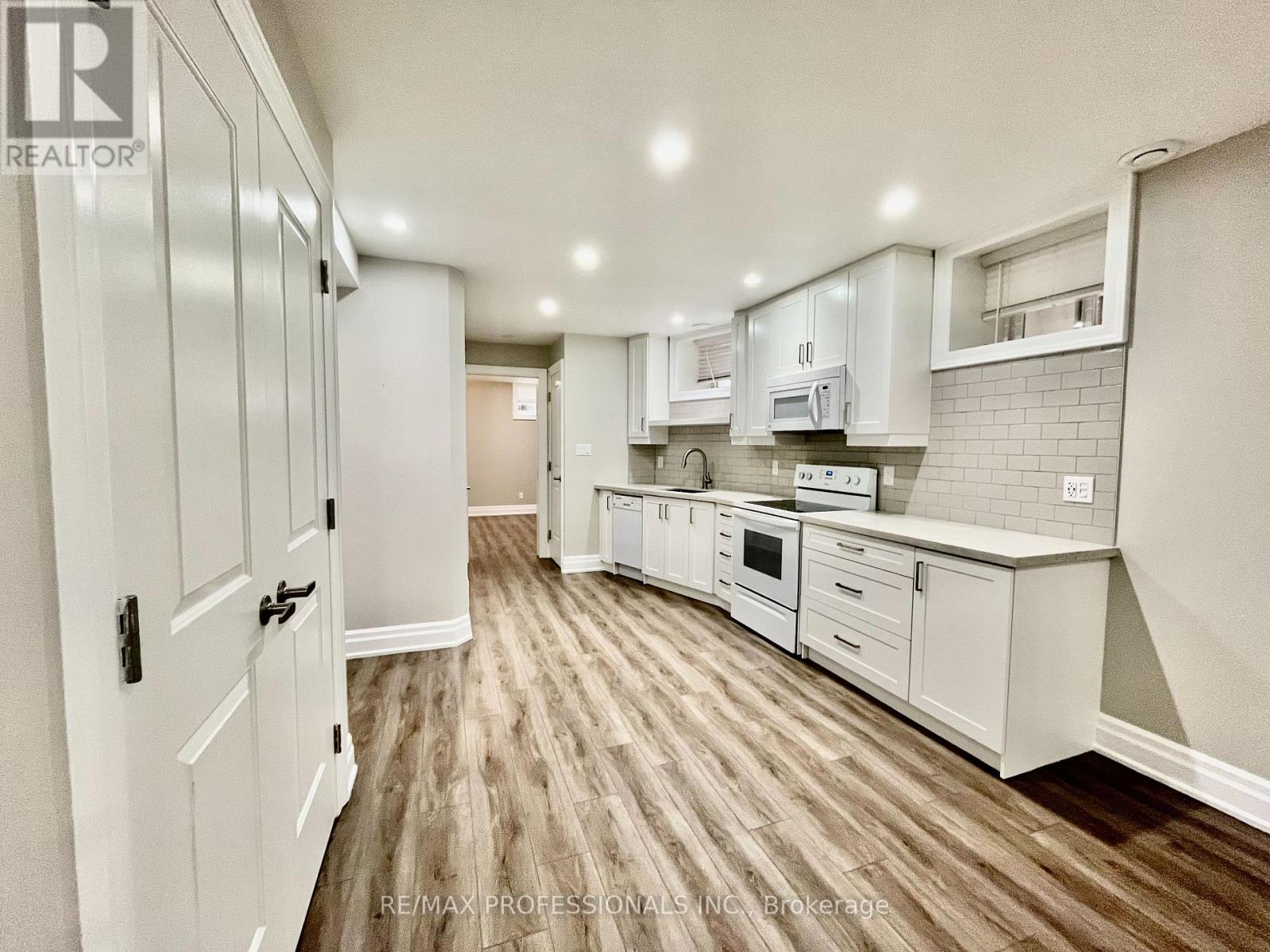 BSMT - 69 SYMINGTON AVENUE, Toronto, Ontario