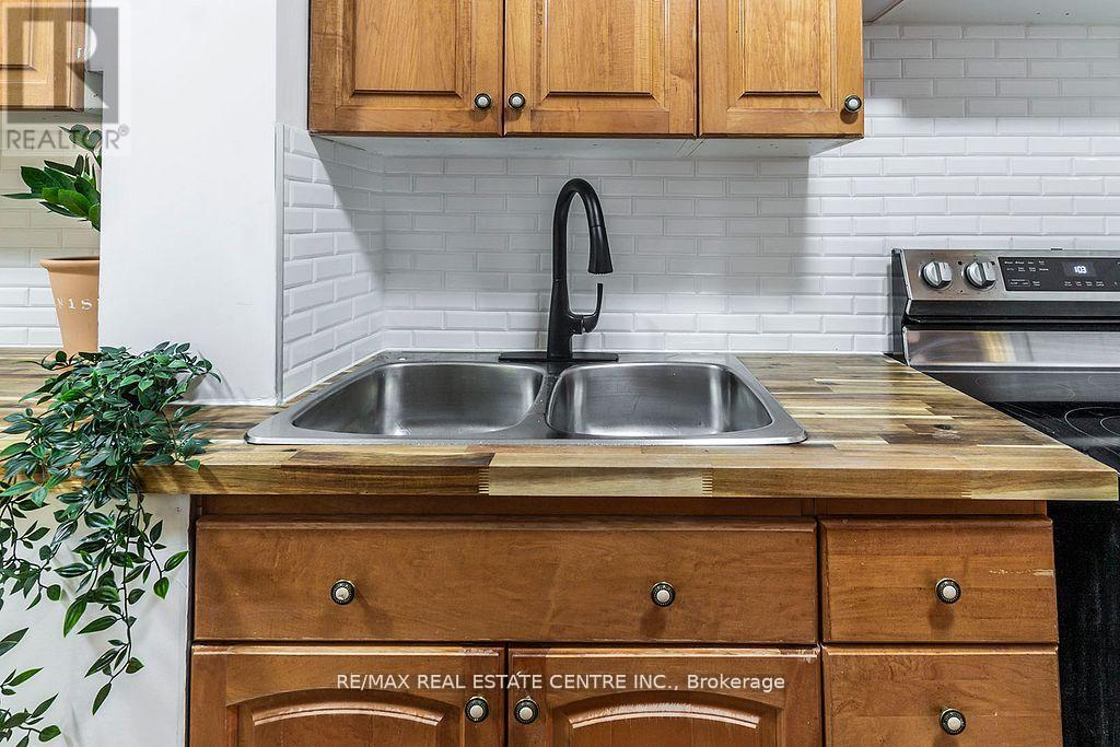 124 - 2095 Roche Court, Mississauga, Ontario  L5K 2C8 - Photo 16 - W12653034