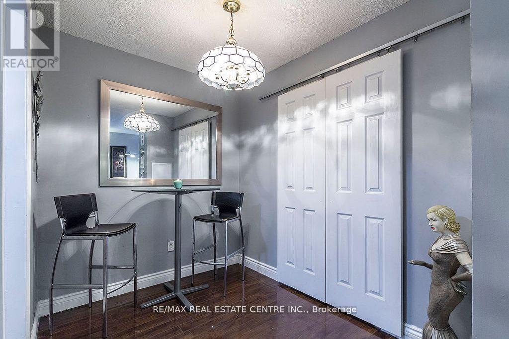 124 - 2095 Roche Court, Mississauga, Ontario  L5K 2C8 - Photo 19 - W12653034