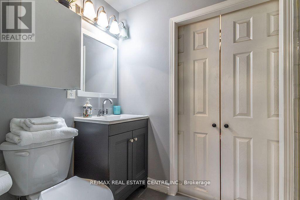 124 - 2095 Roche Court, Mississauga, Ontario  L5K 2C8 - Photo 21 - W12653034