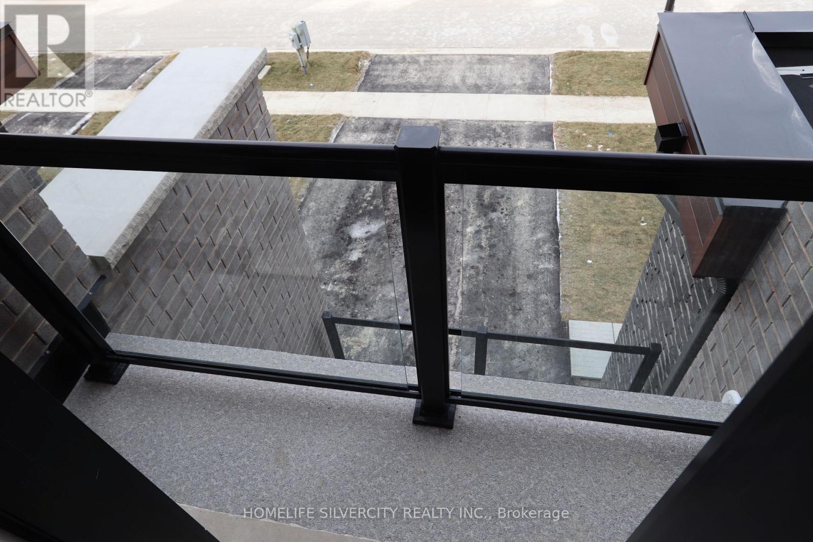 142 Falby Rd Road, Brampton, Ontario  L6P 4L9 - Photo 12 - W12653054