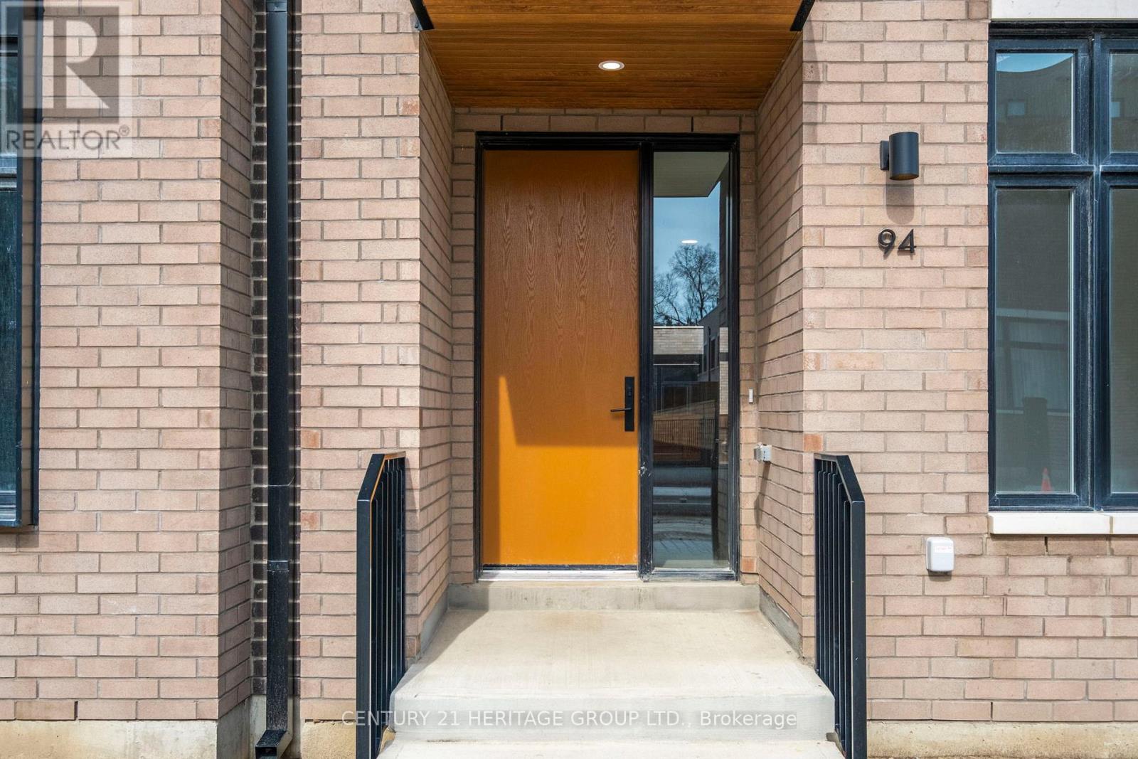 94 - 55 Lou Parsons Way, Mississauga, Ontario  L5H 0B2 - Photo 20 - W12653056