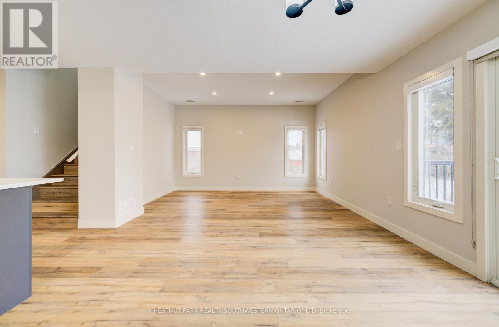 A - 33 Second Avenue, Kitchener, Ontario  N2C 1N4 - Photo 13 - X12652976