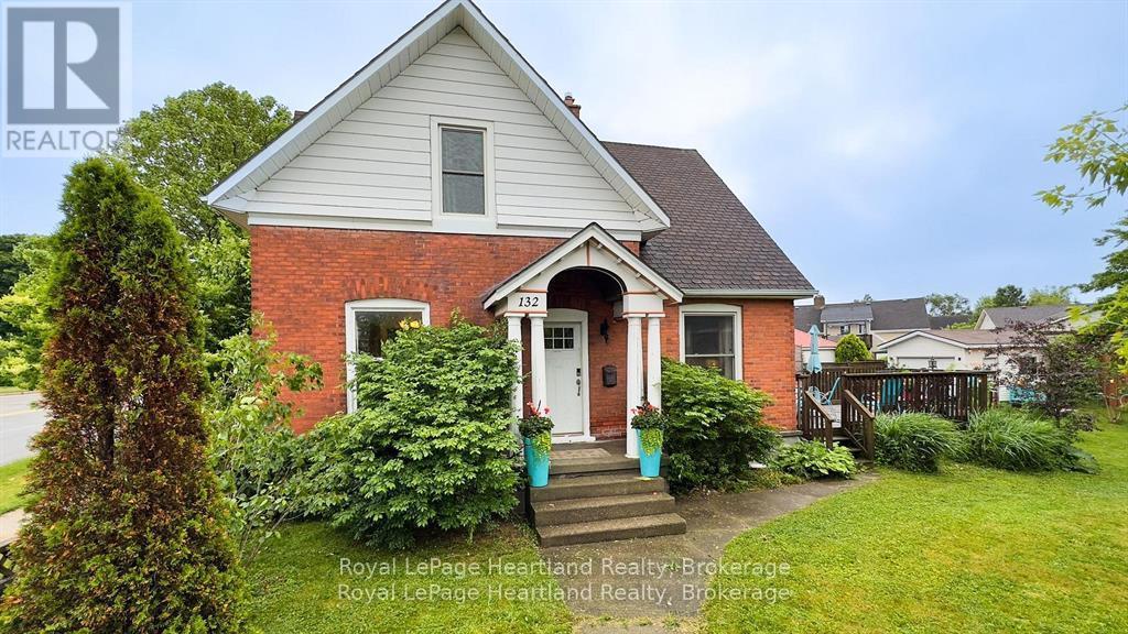 132 ELGIN AVENUE E, Goderich, Ontario