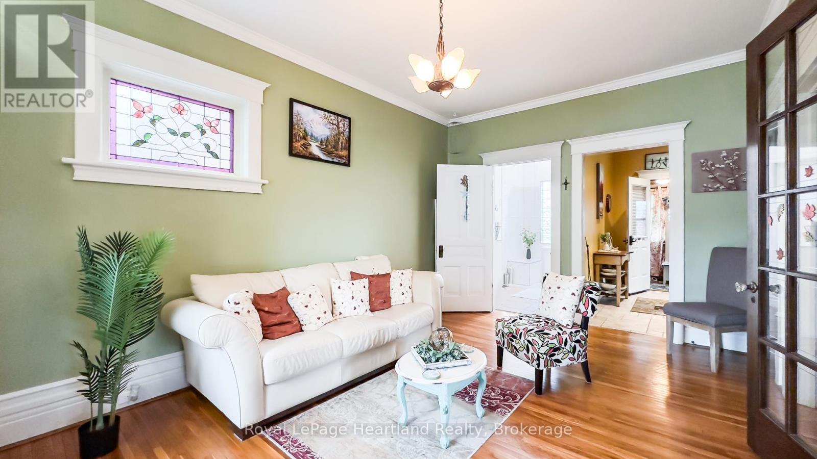 132 Elgin Avenue E, Goderich, Ontario  N7A 1K6 - Photo 8 - X12653078