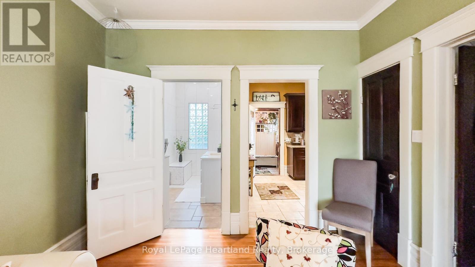 132 Elgin Avenue E, Goderich, Ontario  N7A 1K6 - Photo 9 - X12653078