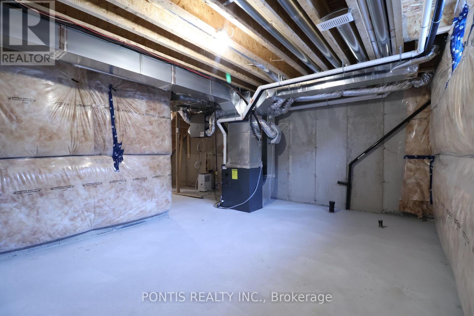 221 Tennant Circle, Vaughan, Ontario  L4H 5L4 - Photo 37 - N12640930