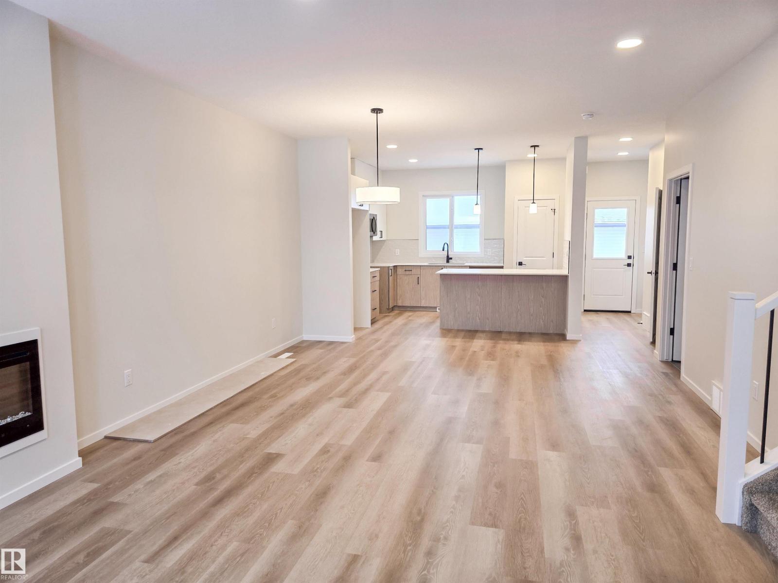 85 Brickyard Dr, Stony Plain, Alberta  T7Z 0P2 - Photo 2 - E4465104