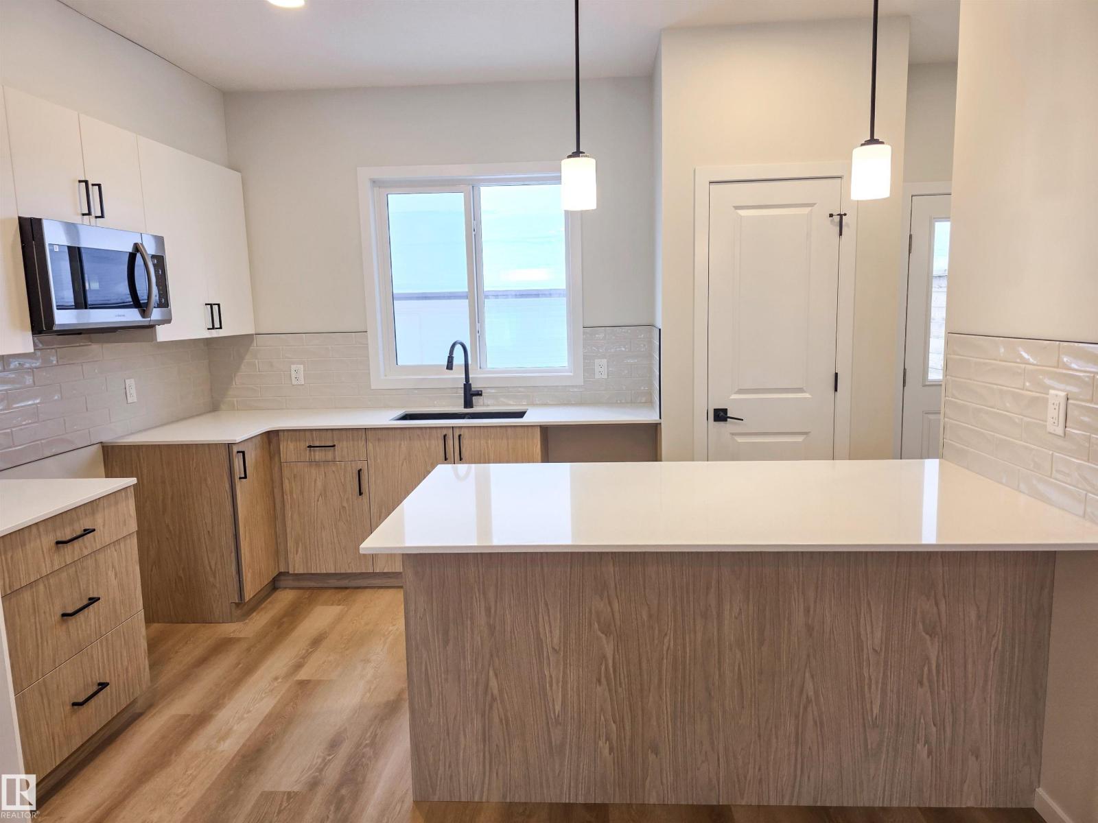 85 Brickyard Dr, Stony Plain, Alberta  T7Z 0P2 - Photo 5 - E4465104